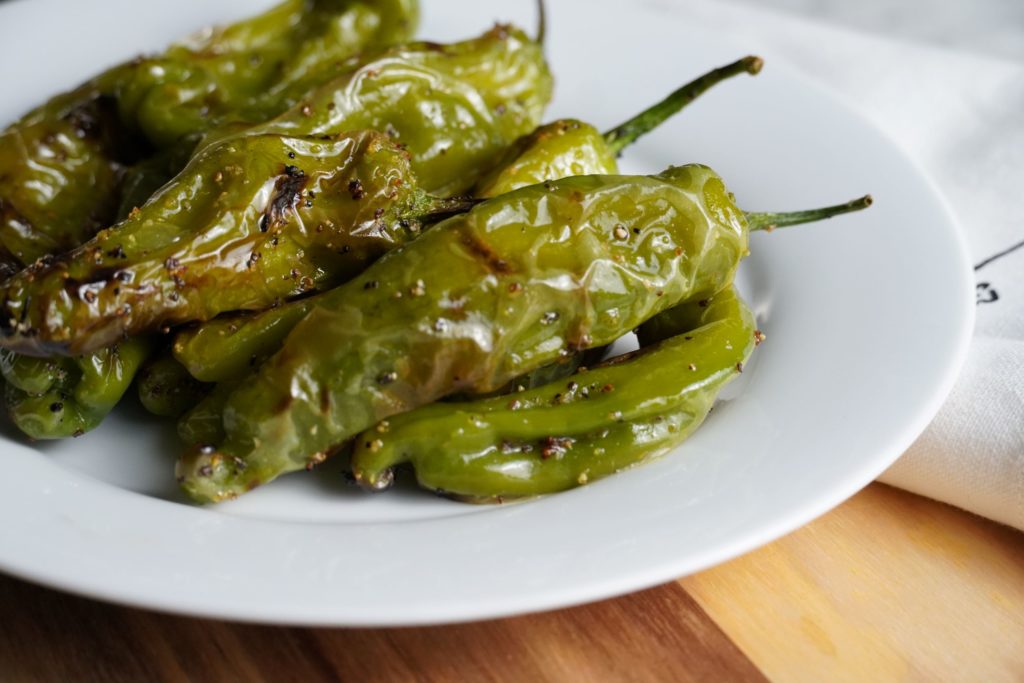 Shishito grilled peppers - Cooking Ideas